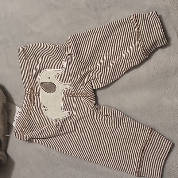 NWT Carter's Newborn & 3 Months Outfit Bundle - Picture 11 of 13